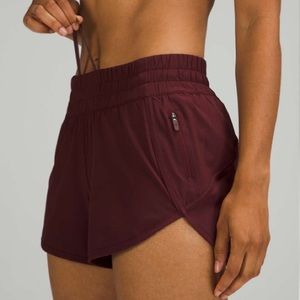 Tracker Low-Rise Lined Short 4" - Red Merlot